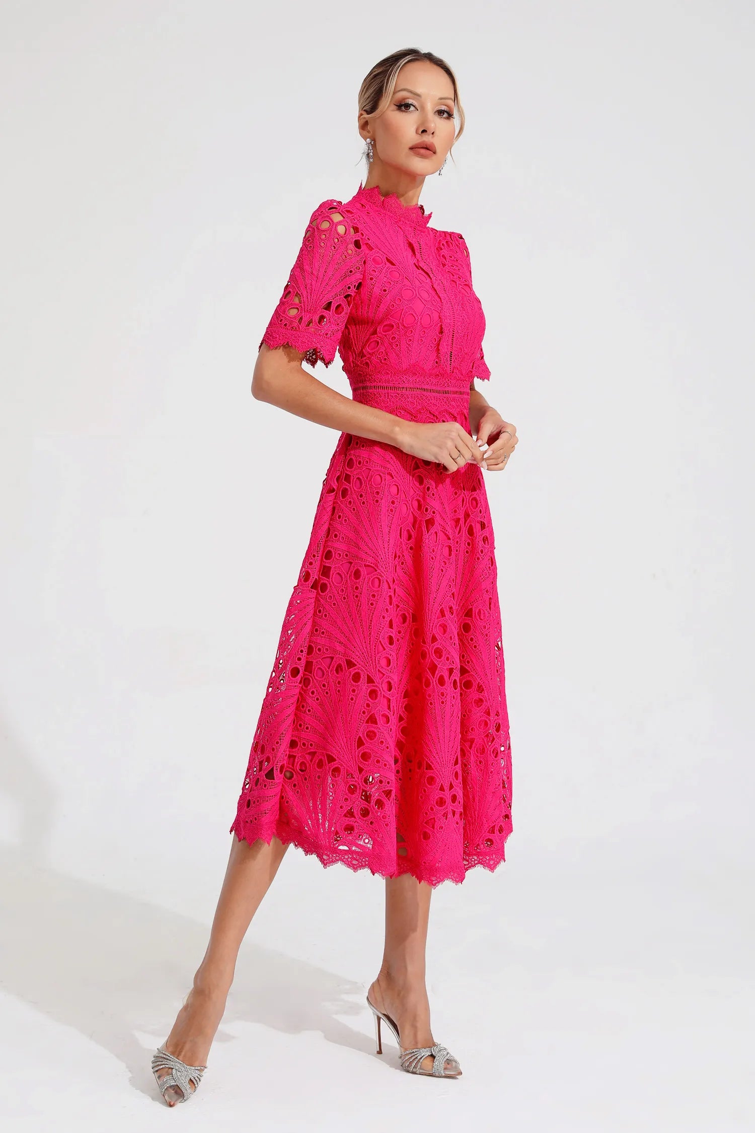 PINK CHRISTMAS DRESS | FESTIVE FIT & FLARED SILHOUETTE